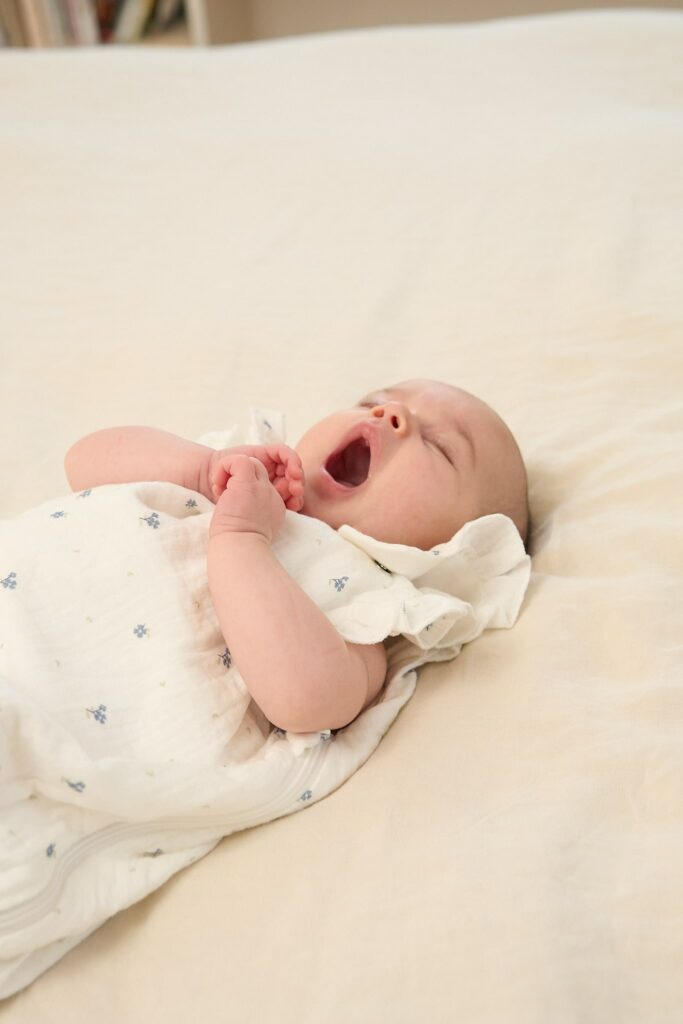 bébé qui baille - noronlymax